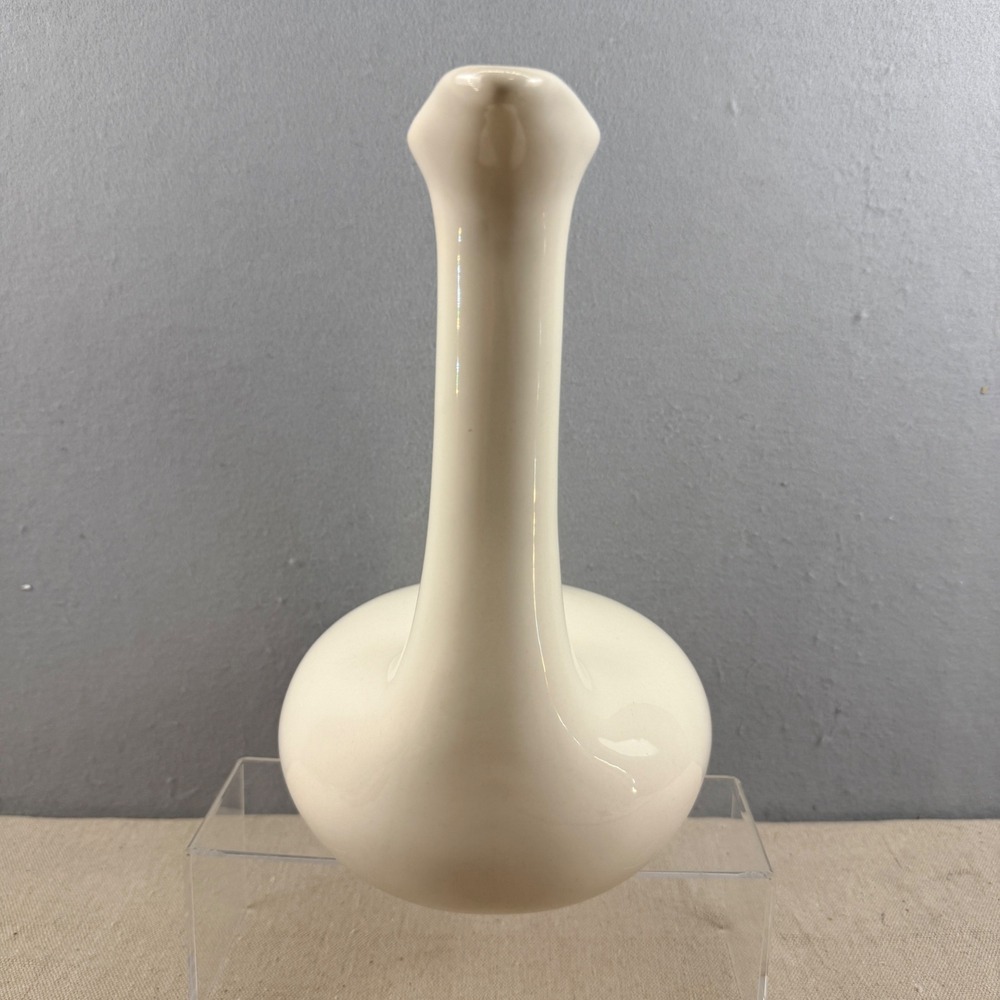 Vintage Jaru California Pottery Ewer MCM Cream Ceramic Pitcher Vase 11" - Picture 2 of 8